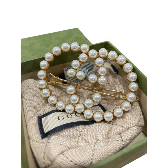Gucci Oversized Interlocking G Pearl Hair Clip Barrette Logo Accessory - Picture 2 of 6